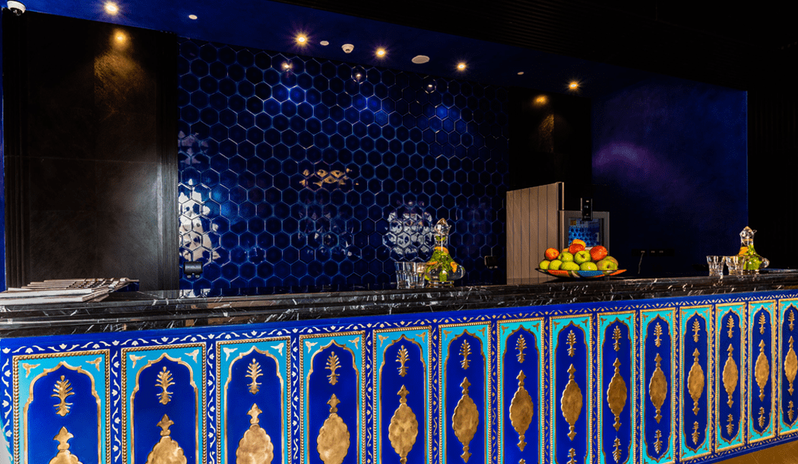 middle-east-holidays-abu-dhabi-rixos-premium-saadiyat-island-hotel-vitamin-bar